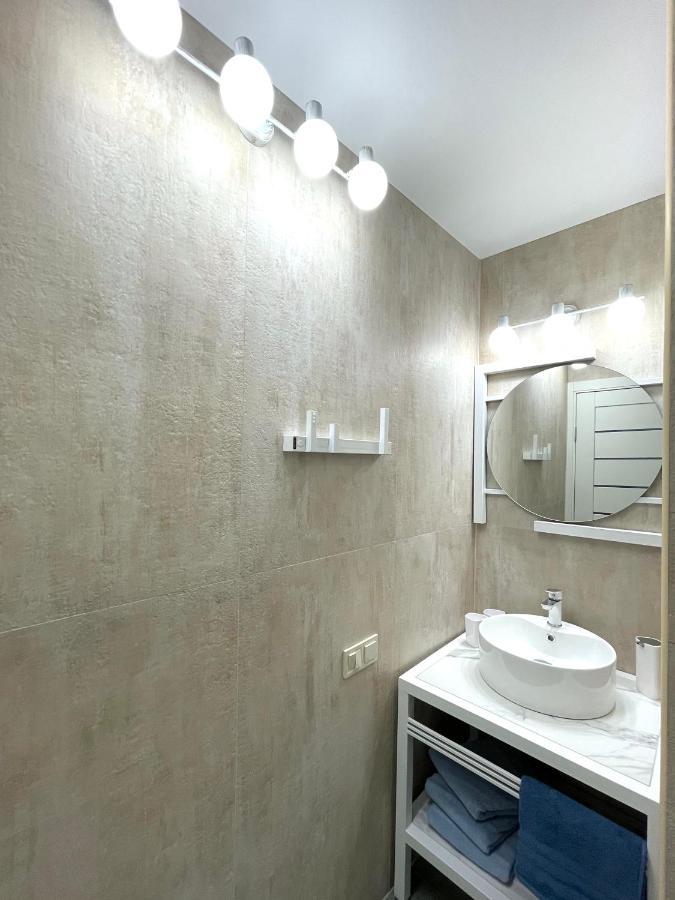 Novel Glebova Apartment Λβιβ Εξωτερικό φωτογραφία